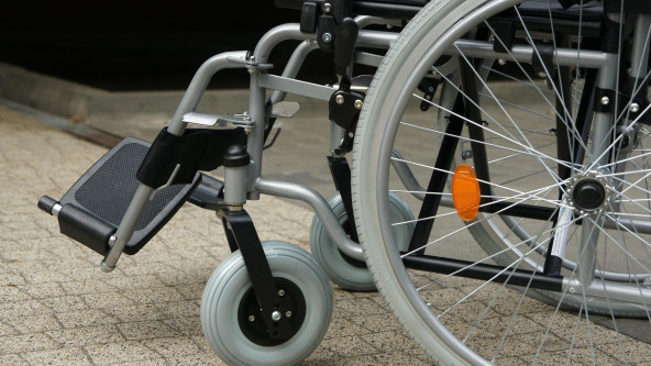 Rollstuhl_sedia a rotelle