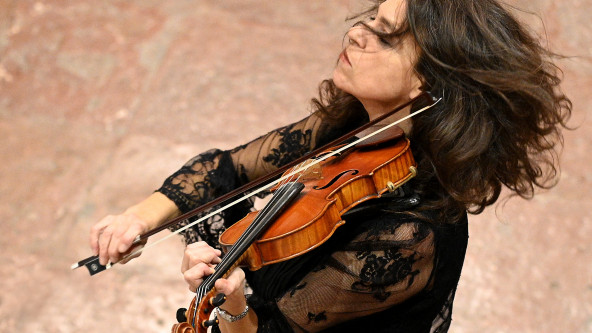 silvia mandolini, violinista