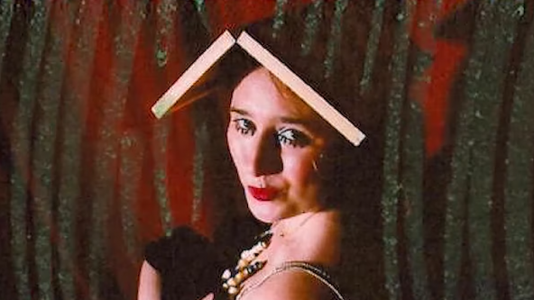 Elya Rose: To Say Goodbye, Clip, Screenshot, 2025.