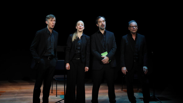 Thorsten Krohn, Lucca Züchner, Bijan Zamani, Thomas Schweiberer Metropoltheater Post von Karlheinz