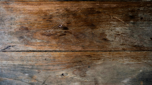 Holztisch, il mio tavolo finisce qui