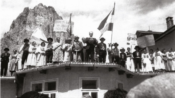 raduno ladini passo Sella