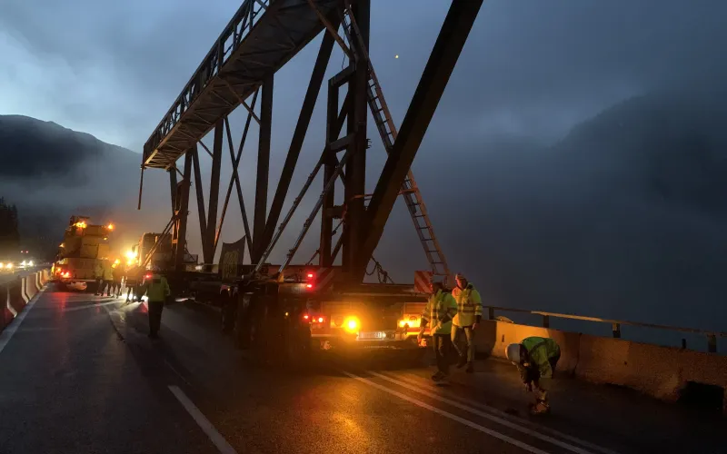 Bauarbeiten auf der Luegbrücke