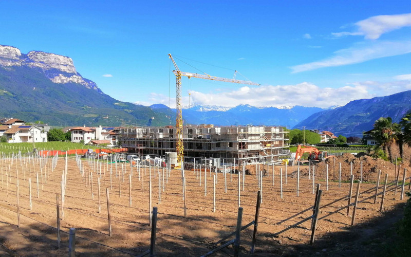 Hotelbau statt Äpfel und Reben in Schreckbichl bei Girlan