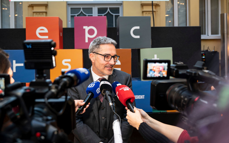 Arno Kompatscher, Medientreff