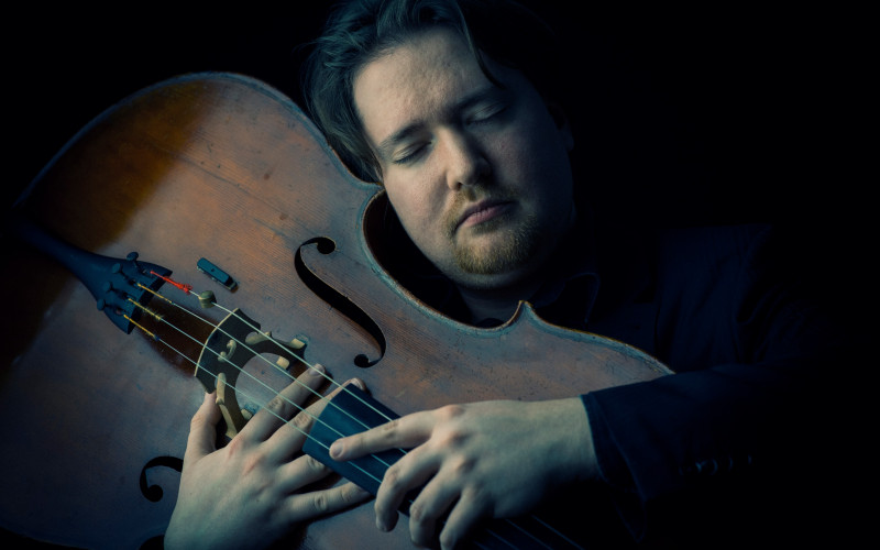 Tomasz Skweres, Cellist