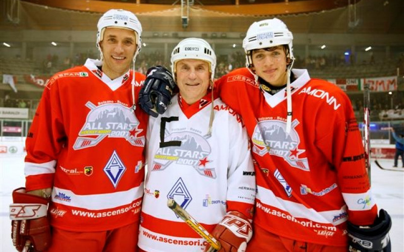 Martin, Jaroslav e Ian Pavlu Hockey Bolzano
