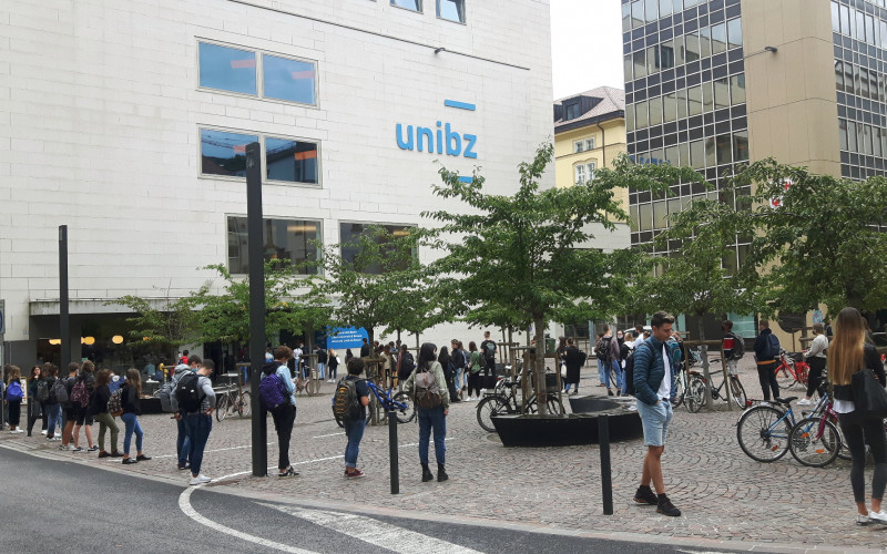 unibz - Universitätsplatz